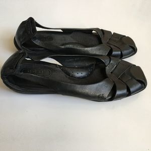 Born Black Leather Strap Sandal Flats Size 7.5